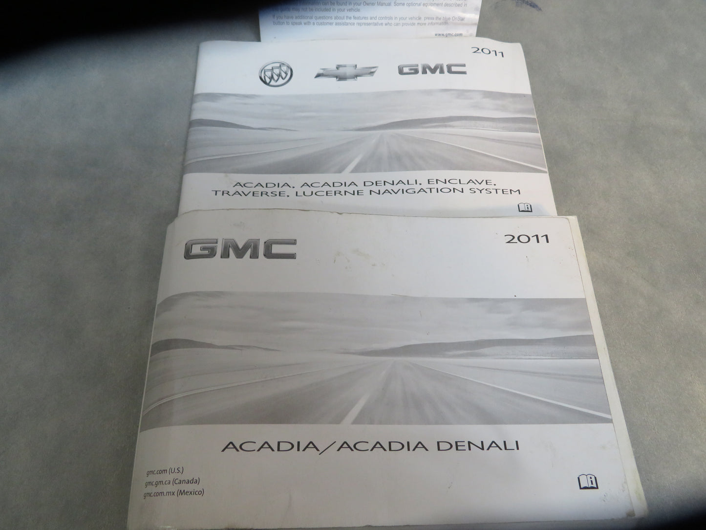 2011 GMC Acadia Owners Manual