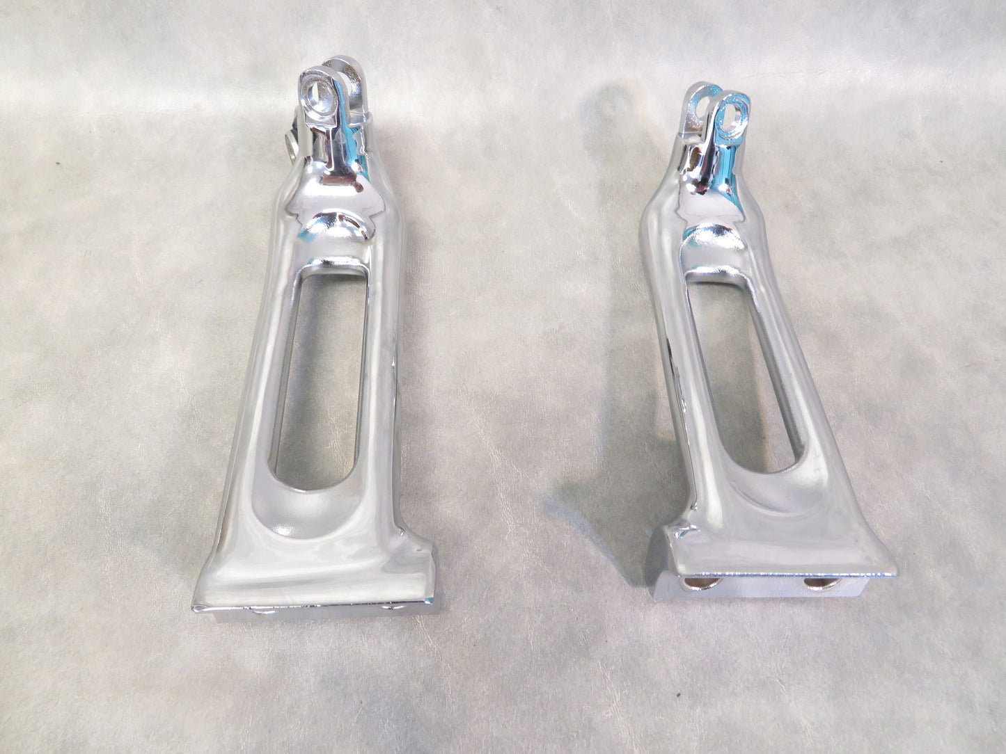 V-Rod Footrest Mounts
