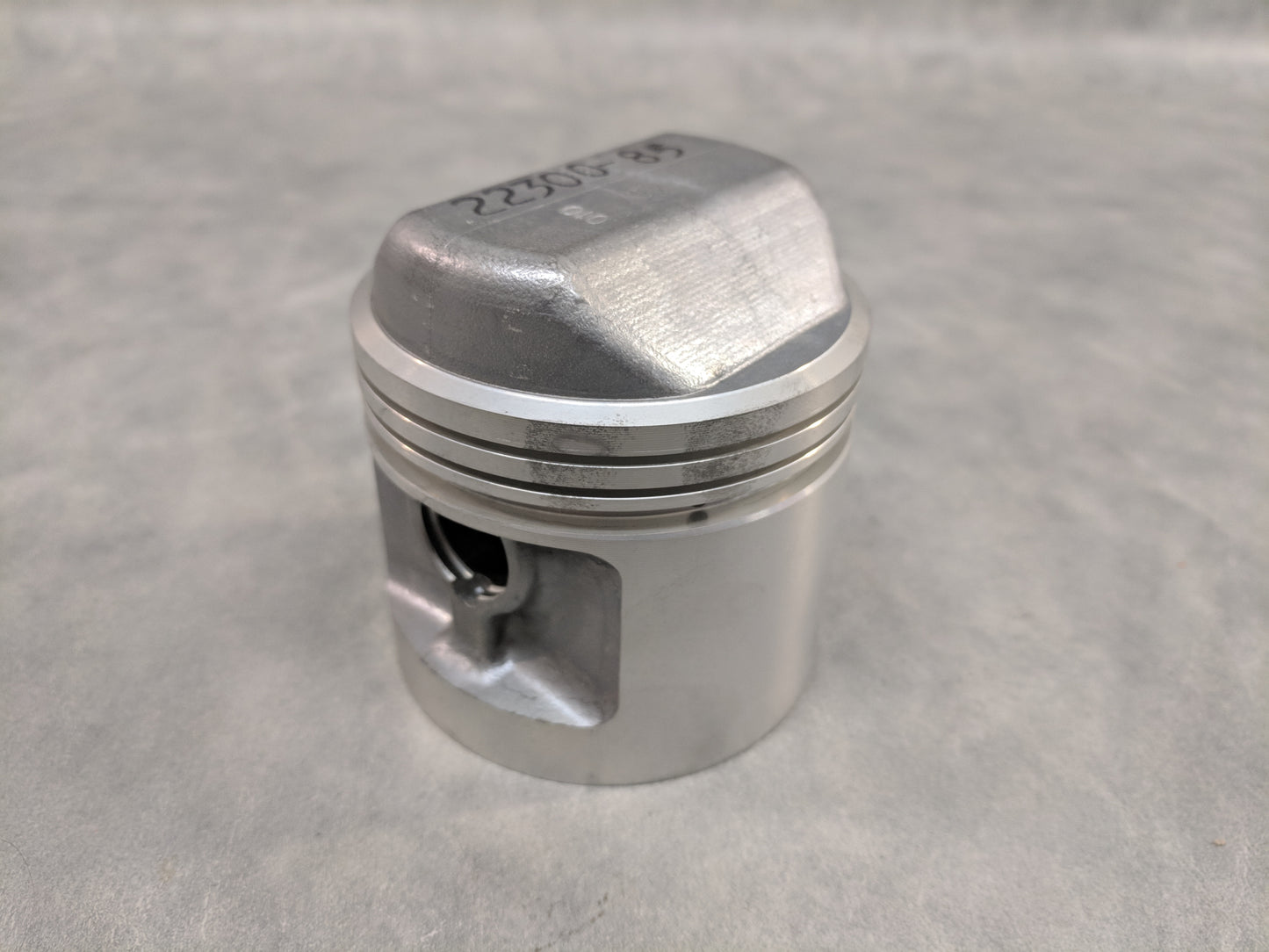 Piston